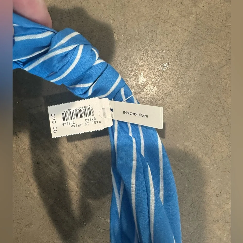 J.CREW blue & white striped 100% cotton headband- see pic for design details 🤍💙